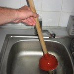 Как прочистить канализационную трубу: эффективные способы
